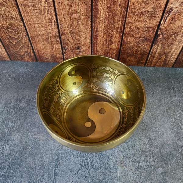 Bol Chantant Tibétain gravé Yin-Yang 700Gr