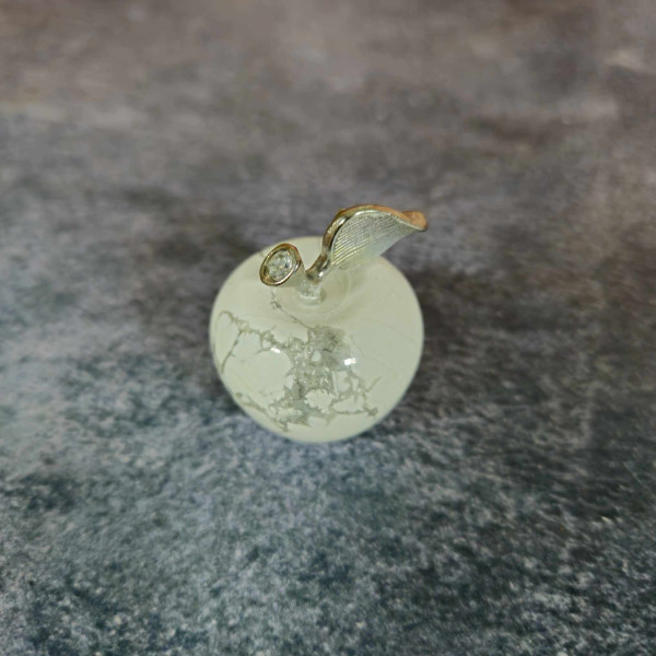 Pomme en Howlite Blanche