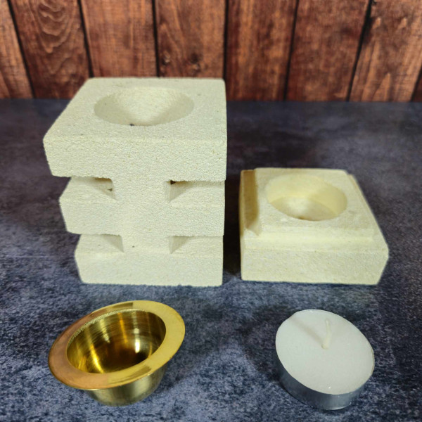 Brûle-parfum en grès beige aux formes abstraites – Élégance et diffusion
