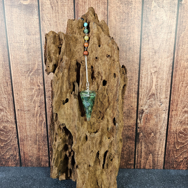 Pendule Orgonite 7 Chakras en Aventurine Verte
