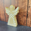 Petit ange en bois de manguier blanchi