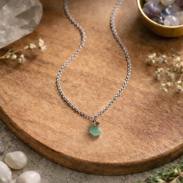 Collier émeraude pierre brute en argent 925, bijou lithothérapie naturel – Namaste Visé Belgique