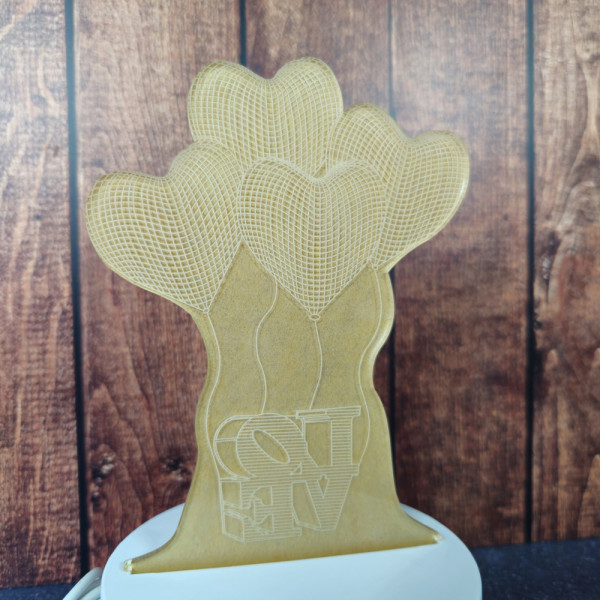 Détail de la veilleuse Love : message lumineux délicat, parfait comme cadeau amour ou déco zen