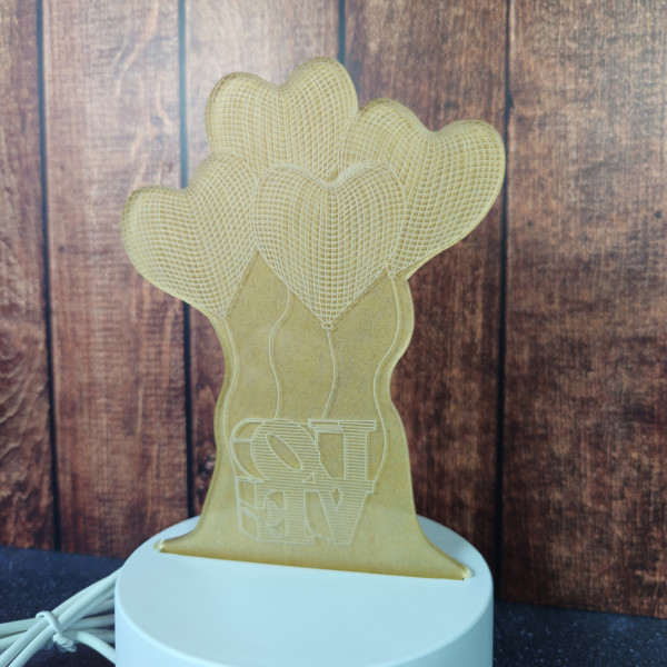 Lampe LED Love éteinte, design élégant en acrylique, s’intègre facilement à tout intérieur