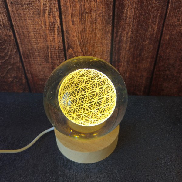 Effet lumineux de la veilleuse Arbre de Vie : une atmosphère rassurante et relaxante