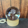 Veilleuse lune bébé USB en globe cristal sur socle bois naturel – lumière douce apaisante pour chambre enfant
