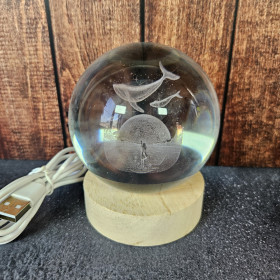 Veilleuse baleine LED USB sur socle bois naturel – lumière douce et apaisante