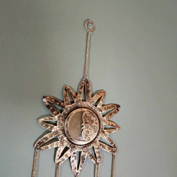 Carillon Indien Soleil et Lune : Harmonie Artisanale pour Votre Intérieur