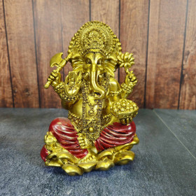 Statue Ganesh dorée assise sur lotus – statuette hindoue de protection et prospérité pour autel ou décoration spirituelle