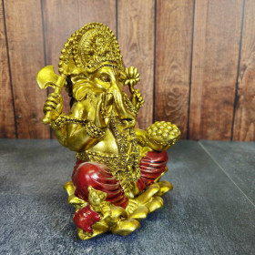 Statue Ganesh dorée vue de côté tenant hache et lotus – divinité hindoue porte-bonheur pour autel spirituel