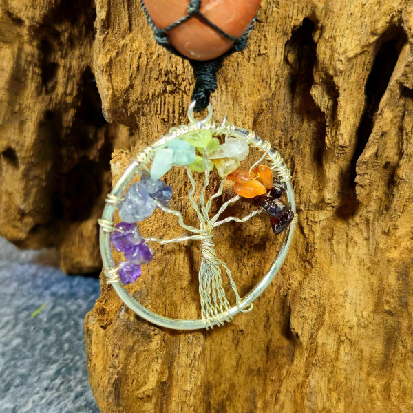 Pendant Arbre de Vie 7 Chakras en Pierres Naturelles Premium