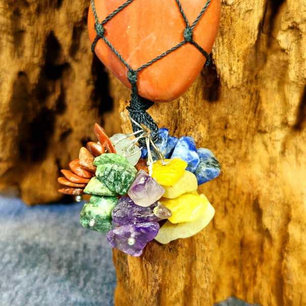 Pendant Équilibre Énergétique : 7 Chakras en Pierres Naturelles
