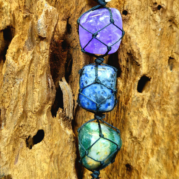 Pendant Équilibre Énergétique : 7 Chakras en Pierres Naturelles