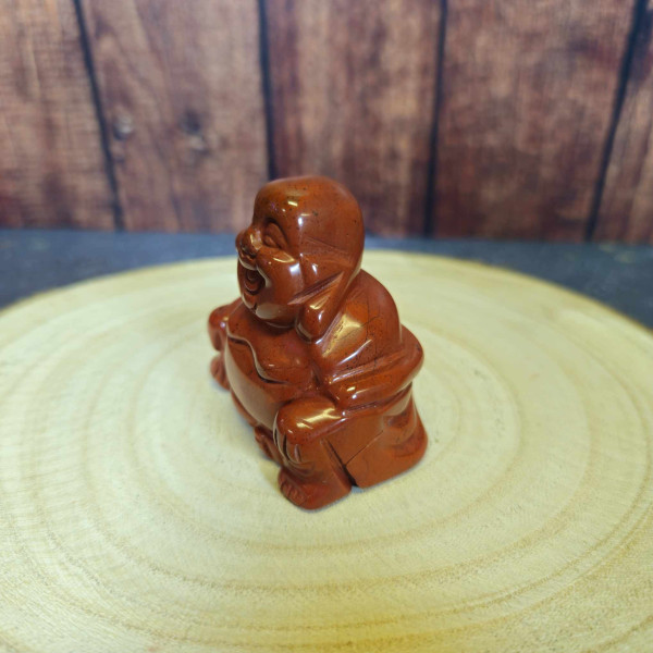 Statuette de Bouddha en Jaspe Rouge – Vitalité & Énergie Positive