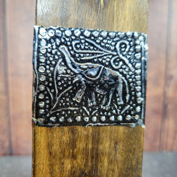 Porte-encens tour éléphant en bois – Artisanat unique